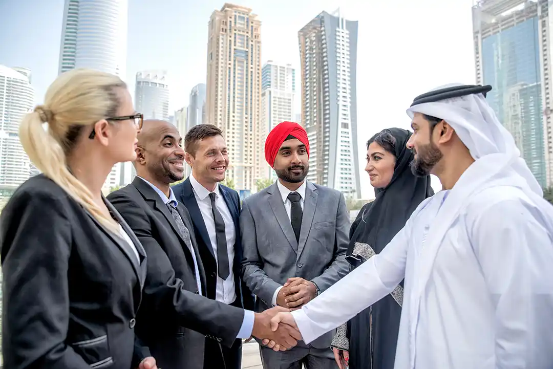 Social Structure and Expat Integration